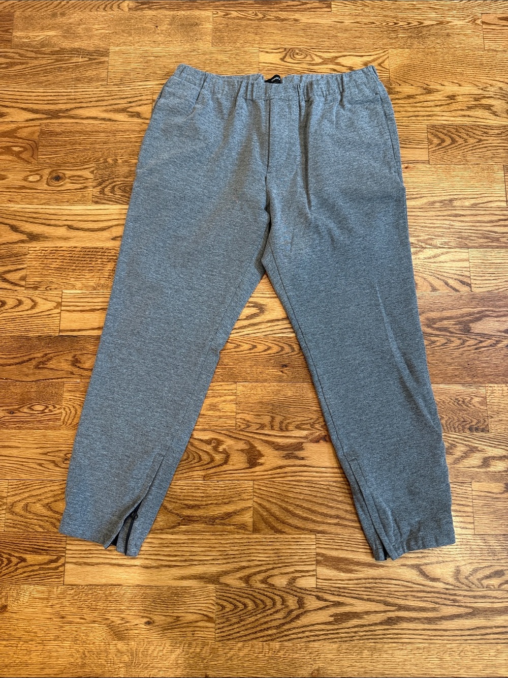 Theory Men's Gray Sweatpants Joggers